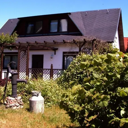 Kress Links Apartment